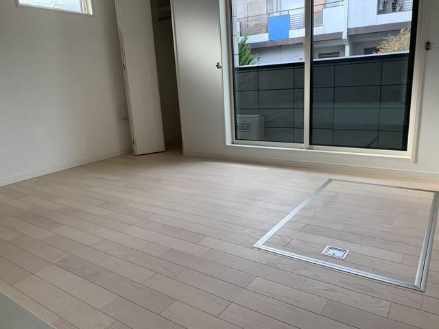 1DK Apartment in Shibuya, Tokyo — photo 3 of 3