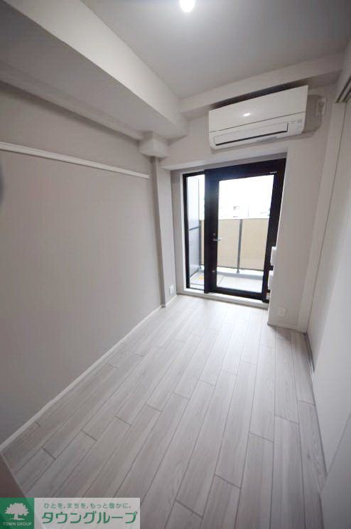1DK Mansion in Chiyoda, Tokyo — photo 3 of 3