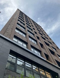 1DK Mansion in Chiyoda, Tokyo - Image 1
