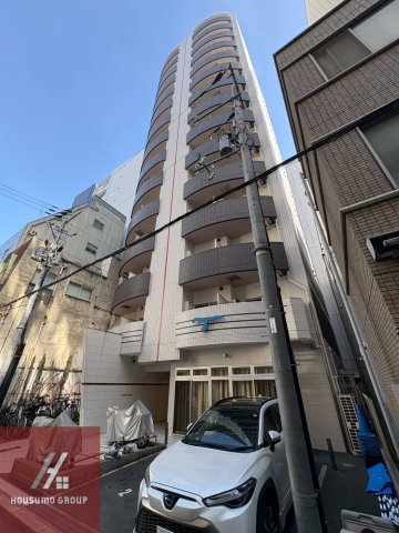 1LDK Mansion in Kita-ku, Osaka - Image 1