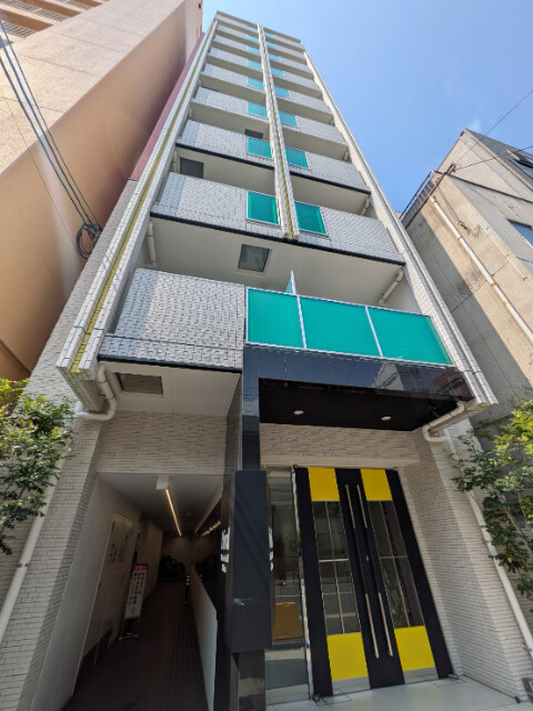 1DK Mansion in Kita-ku, Osaka - Image 1