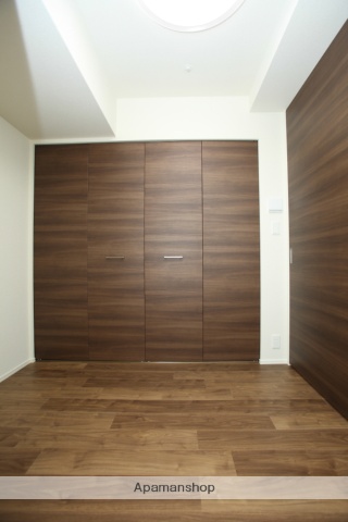 1DK Mansion in Kita-ku, Osaka — photo 3 of 3