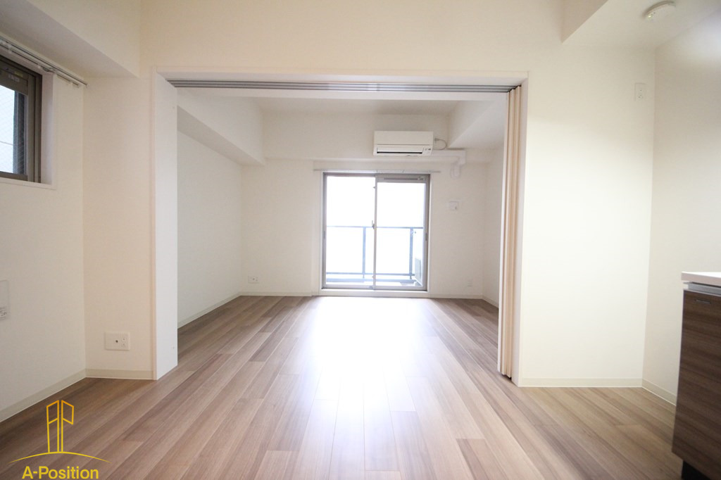 1DK Mansion in Kita-ku, Osaka — photo 3 of 3