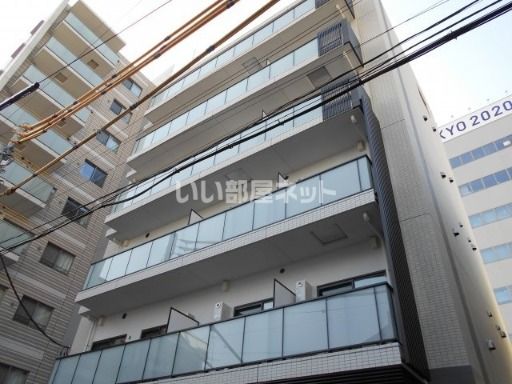 1DK Mansion in Minato, Tokyo - Image 1