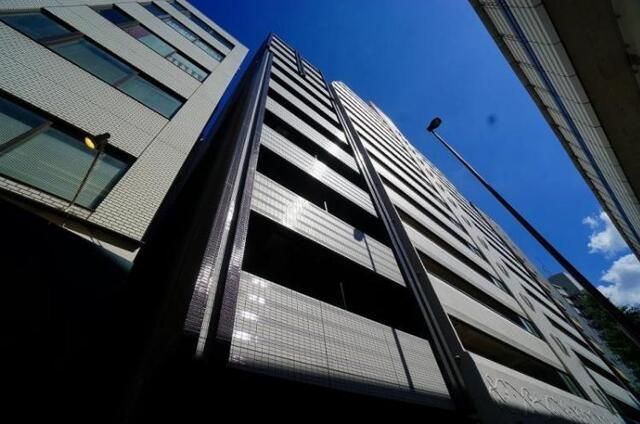 1DK Mansion in Setagaya, Tokyo - Image 1