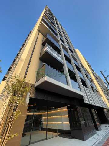 1DK Mansion in Shibuya, Tokyo - Image 1