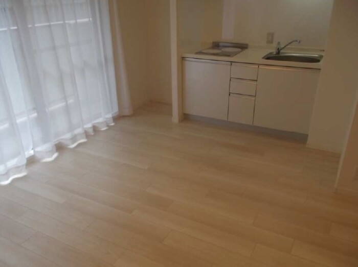 1DK Mansion in Shibuya, Tokyo — photo 3 of 3