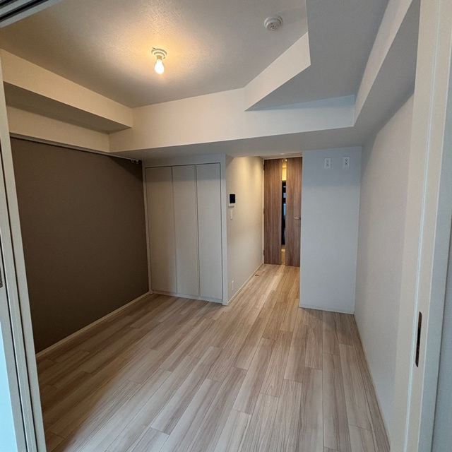 1DK Mansion in Shinjuku, Tokyo — photo 3 of 3