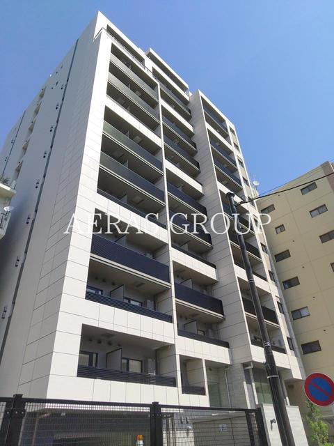 1DK Mansion in Shinjuku, Tokyo - Image 1