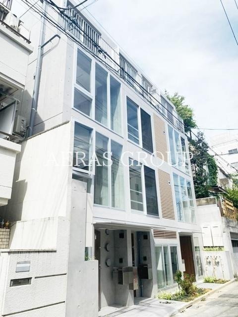 1DK Mansion in Shinjuku, Tokyo
