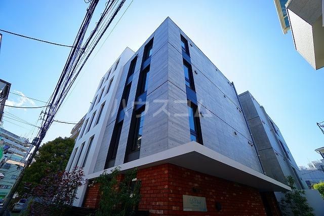 1DK Mansion in Shinjuku, Tokyo - Image 1