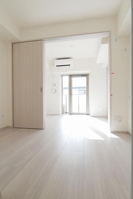 1DK Mansion in Shinjuku, Tokyo — photo 3 of 3