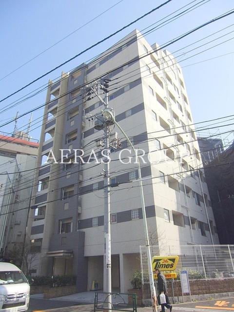 1DK Mansion in Shinjuku, Tokyo - Image 1