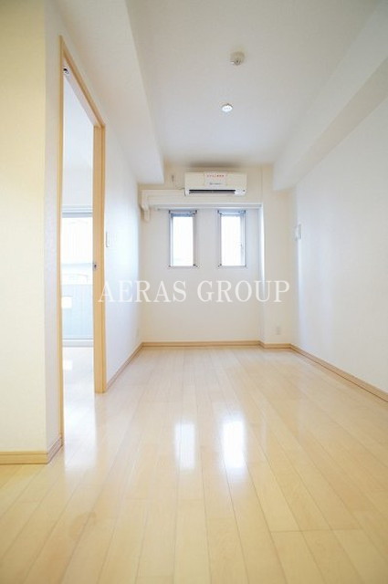 1DK Mansion in Shinjuku, Tokyo — photo 3 of 3
