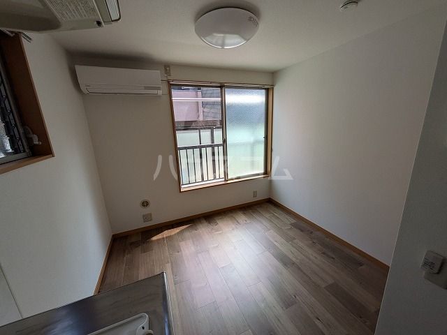 1K Apartment in Meguro, Tokyo — photo 3 of 3