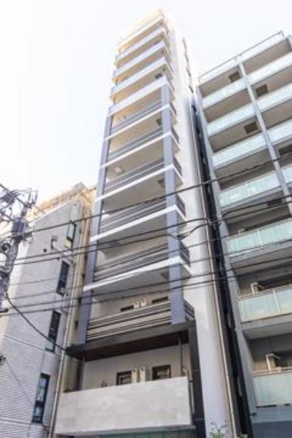 1K Mansion in Chiyoda, Tokyo - Image 1