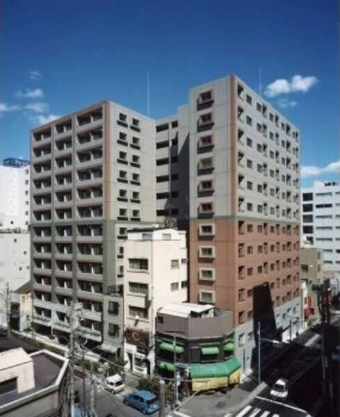 1K Mansion in Chiyoda, Tokyo - Image 1