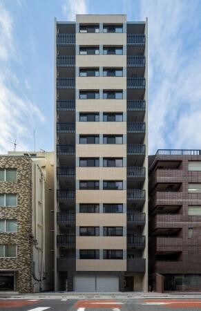 1K Mansion in Chiyoda, Tokyo - Image 1