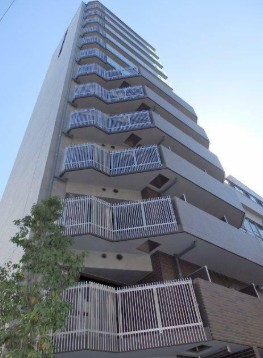 1K Mansion in Chiyoda, Tokyo - Image 1