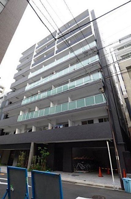 1K Mansion in Chiyoda, Tokyo - Image 1