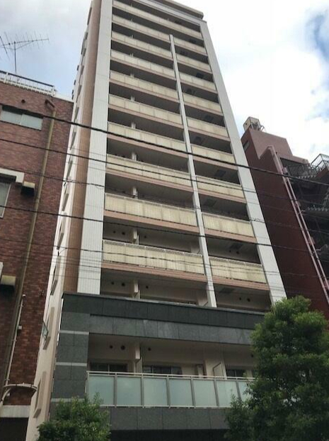 1K Mansion in Chiyoda, Tokyo - Image 1