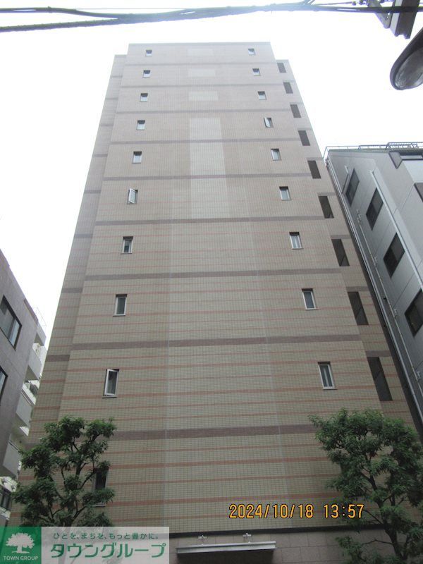 1K Mansion in Chiyoda, Tokyo