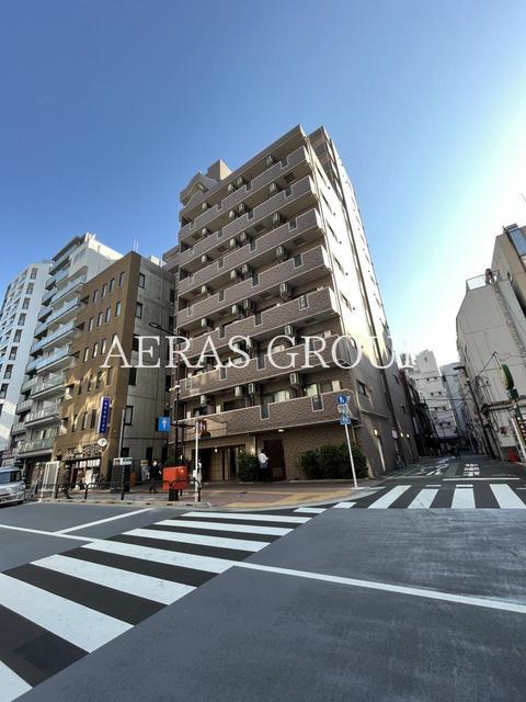 1K Mansion in Chiyoda, Tokyo - Image 1
