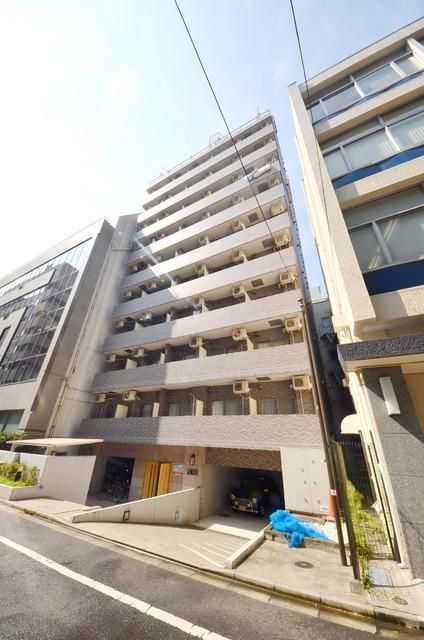 1K Mansion in Chiyoda, Tokyo - Image 1