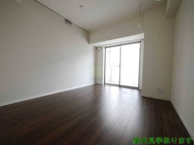 1K Mansion in Chiyoda, Tokyo - Image 1