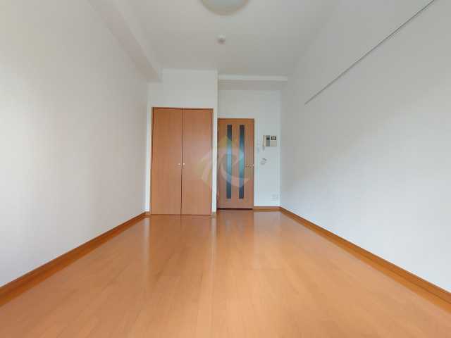 1K Mansion in Chiyoda, Tokyo