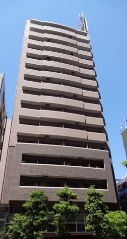 1K Mansion in Chiyoda, Tokyo — photo 3 of 3