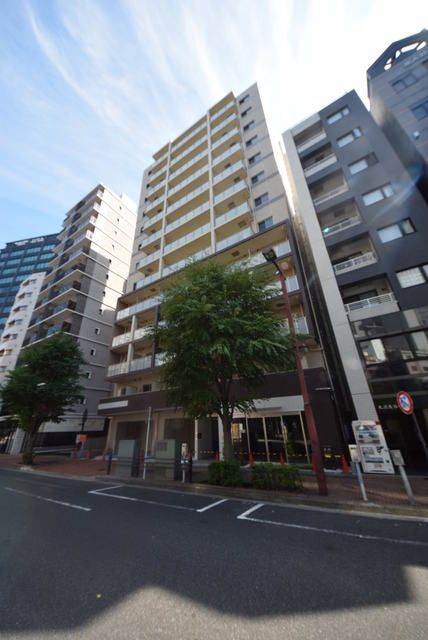 1K Mansion in Chiyoda, Tokyo - Image 1