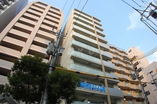 1K Mansion in Chuo-ku, Osaka - Image 1