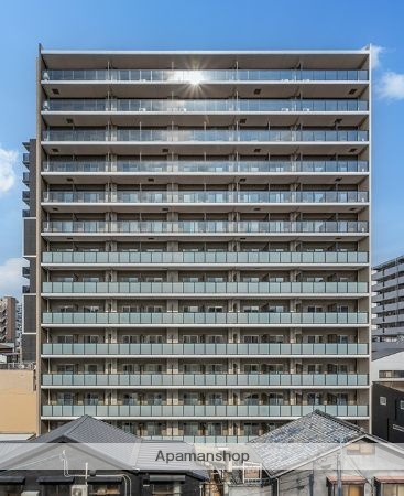 1K Mansion in Chuo-ku, Osaka - Image 1