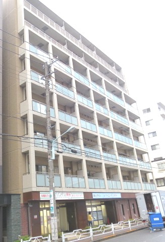 1K Mansion in Chuo, Tokyo