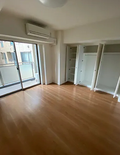 1K Mansion in Chuo, Tokyo — photo 3 of 3