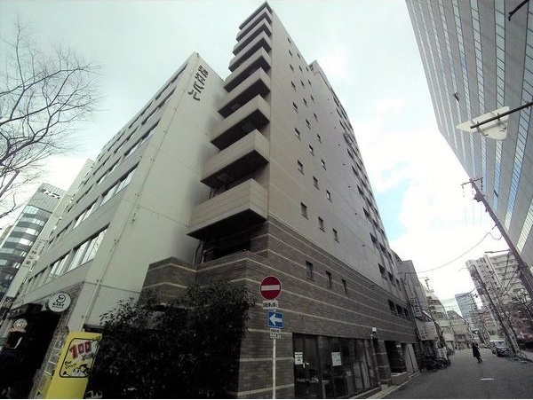 1K Mansion in Kita-ku, Osaka - Image 1
