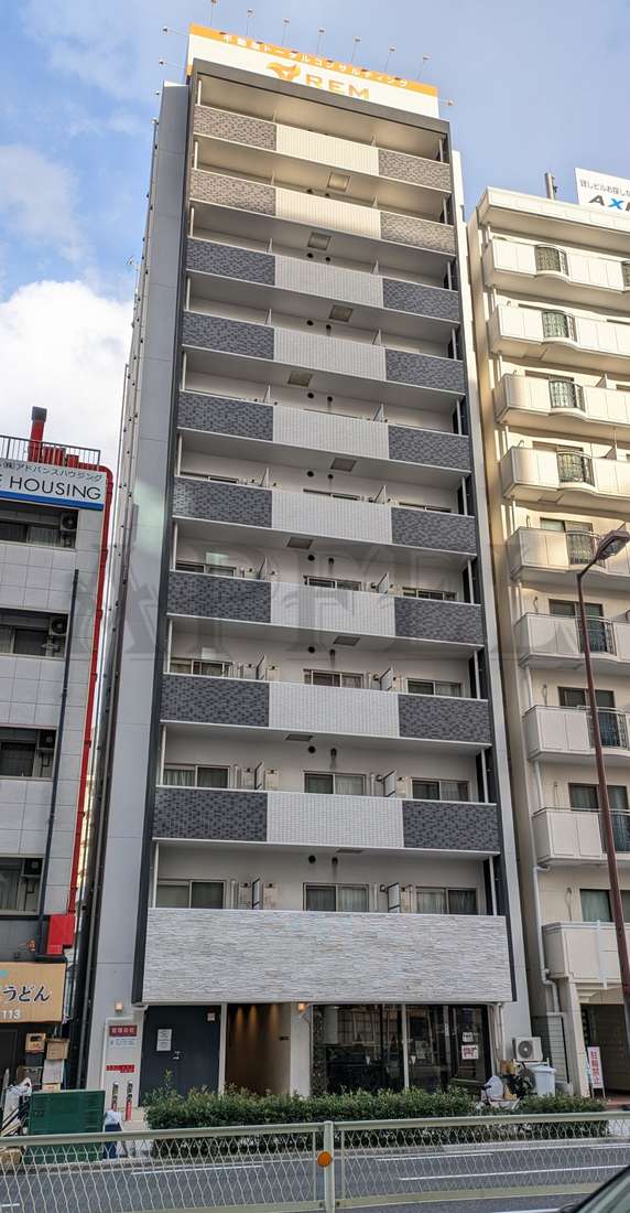 1K Mansion in Kita-ku, Osaka - Image 1