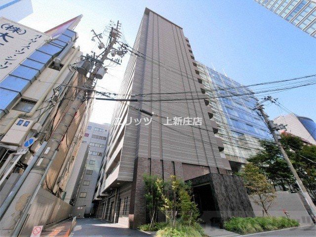 1K Mansion in Kita-ku, Osaka - Image 1