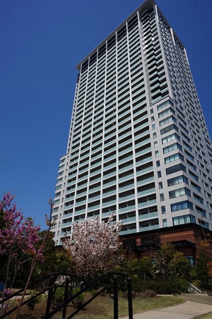 1K Mansion in Meguro, Tokyo - Image 1