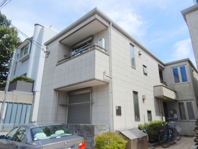 1K Mansion in Meguro, Tokyo - Image 1