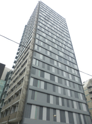 1K Mansion in Minato, Tokyo - Image 1