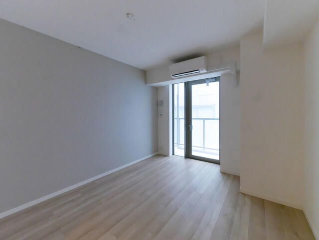 1K Mansion in Minato, Tokyo — photo 3 of 3