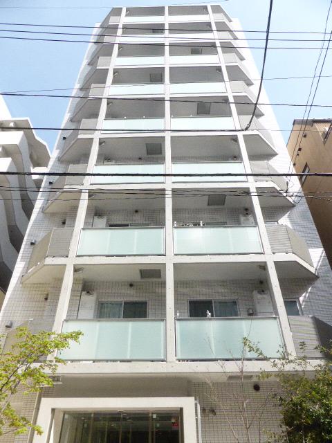 1K Mansion in Minato, Tokyo - Image 1