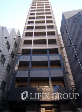 1K Mansion in Minato, Tokyo - Image 1