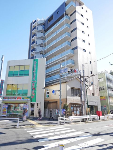 1K Mansion in Nakano, Tokyo - Image 1
