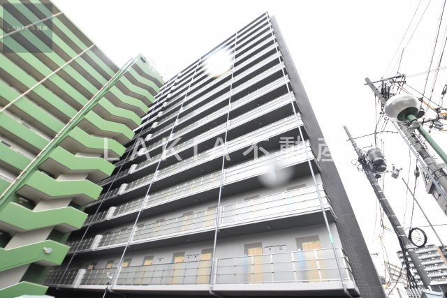 1K Mansion in Naniwa-ku, Osaka - Image 1