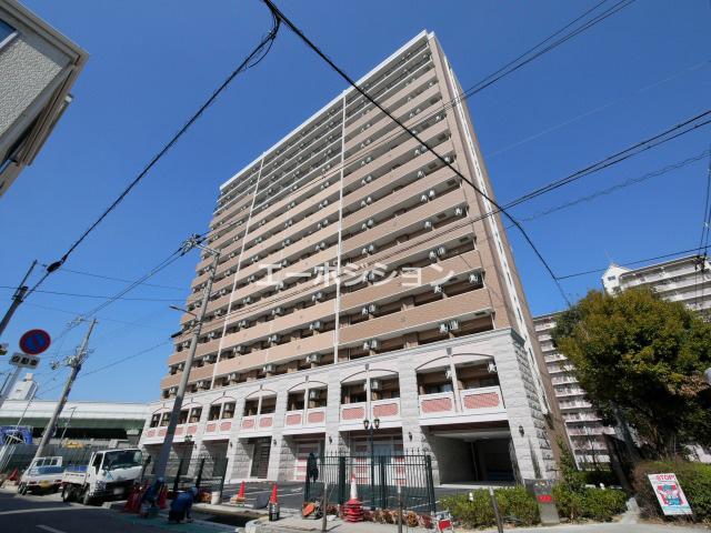 1K Mansion in Naniwa-ku, Osaka - Image 1