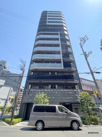 1K Mansion in Naniwa-ku, Osaka - Image 1