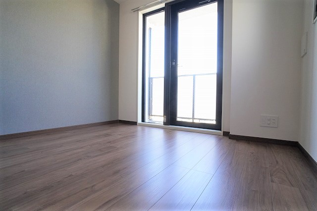 1K Mansion in Shibuya, Tokyo — photo 3 of 3